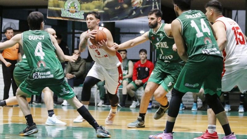 Red Star venció a Mitre y trajo con 2 puntos de oro