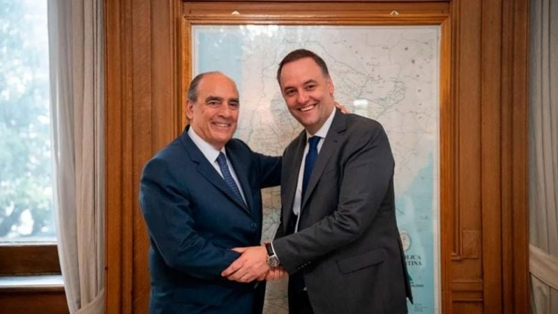 Francos, duro con Adorni: “Yo me iría y no le generaría este problema al Gobierno”