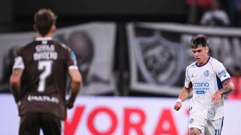 San Lorenzo venció a Platense y sueña con los Playoffs
