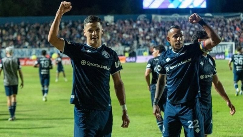 Clásico mendocino histórico en la 1ra. de AFA