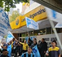 Reincorporan a los 7 trabajadores despedidos en el Correo de Catamarca