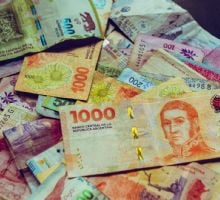 Empleados públicos de una provincia cobrarán bono de $600.000 por el Día del Trabajador