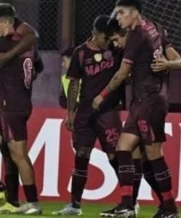 Lanús ganó y lidera; Barracas, empató