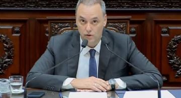 La oposición postergó la sesión para interpelar a Manuel Adorni y sumó nuevos proyectos