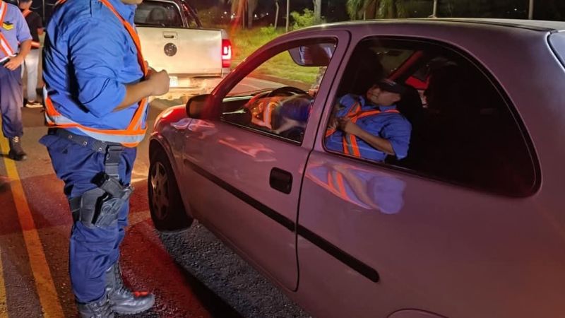 Intensifican controles vehiculares en operativos de seguridad vial