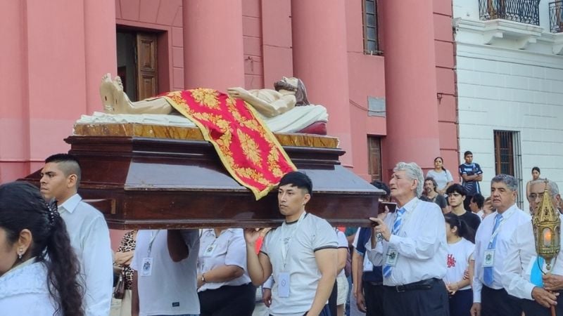Vía Crucis por calles del casco céntrico con meditaciones del Beato Esquiú