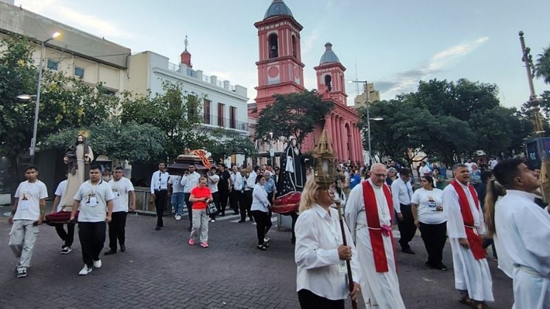 Vía Crucis por calles del casco céntrico con meditaciones del Beato Esquiú