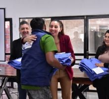 Salud fortalece el trabajo territorial con entrega de indumentaria