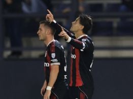 River venció a Bragantino y lidera el Grupo H