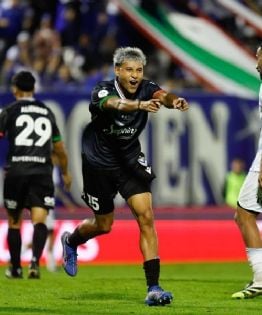Vélez pasó a 8vos. y espera por Boca o Sarmiento