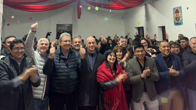Reapareció Oscar y le tiró más flores a Jalil que a sus propios correligionarios