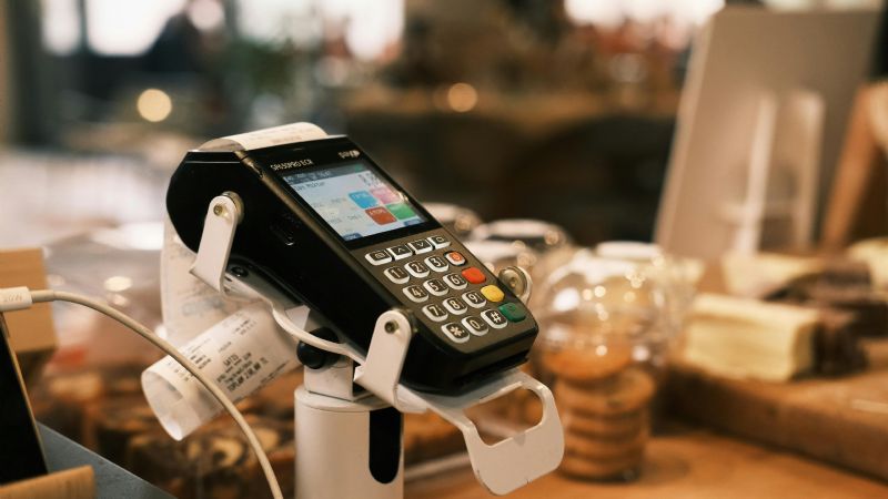 Vuelven las cuotas sin interés: la indumentaria se suma a la estrategia para reactivar el consumo