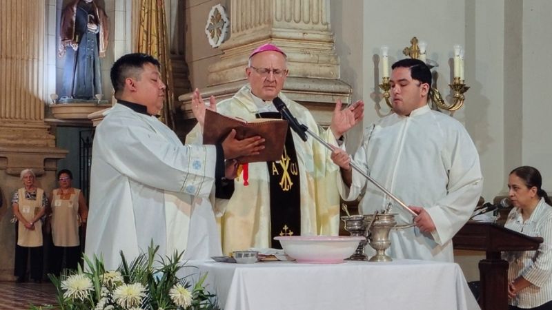 “Anunciemos que Cristo está vivo allí donde transcurre nuestra vida”