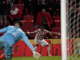 Instituto dejó sin invicto a Defensa