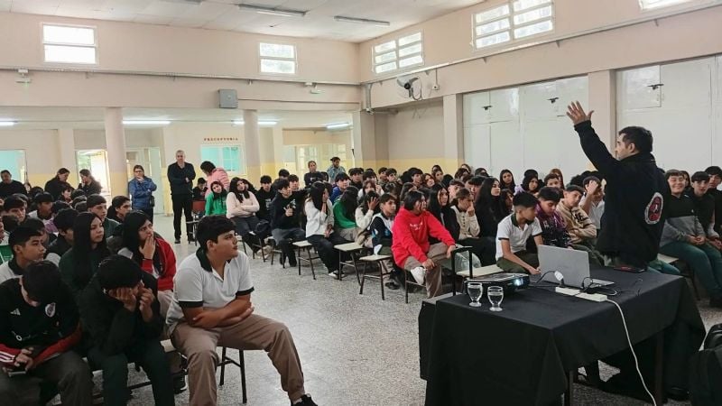 Realizaron charlas de prevención en escuelas secundarias de Los Altos