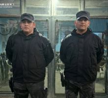 Policías le salvaron la vida a un bebé en el Sur de la Capital