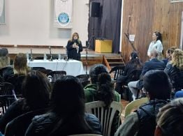 Lanzan una nueva edición del programa de juicio por jurados para las escuelas