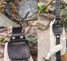 Se sacó la pulsera dual y la abandonó