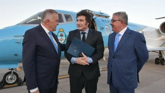 Milei le agradeció a Jalil por el apoyo a la Ley de Glaciares