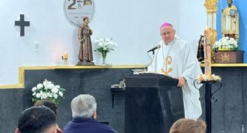 Exponen imagen del Beato Esquiú en la parroquia San Nicolás de Bari