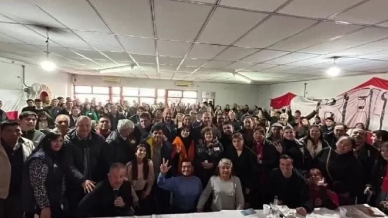 La UCR endureció su postura contra Jalil y Milei y llamó a construir una alternativa para 2027