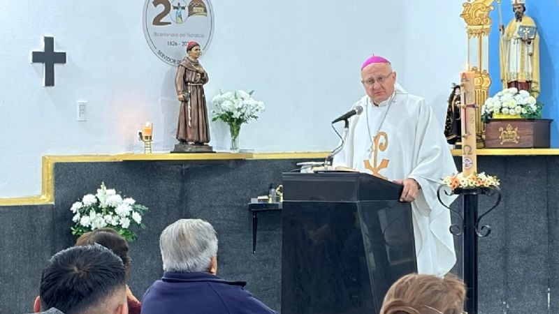Exponen imagen del Beato Esquiú en la parroquia San Nicolás de Bari