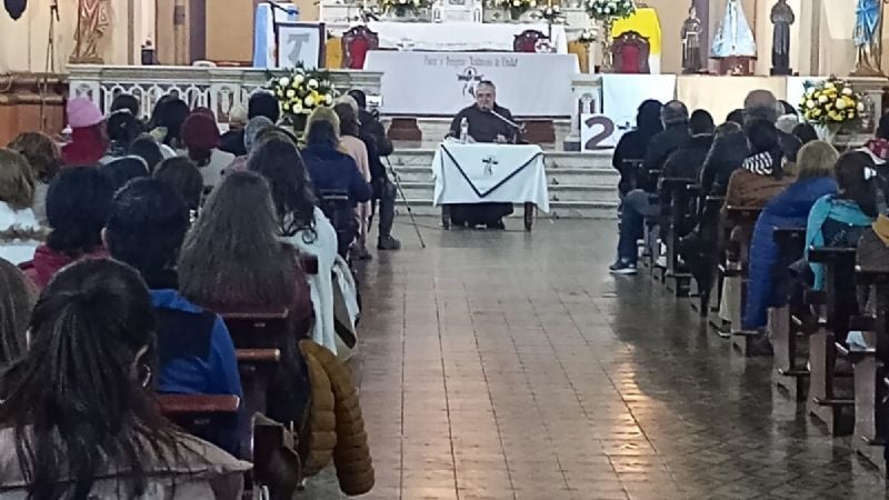 Culminó el triduo en honor del Beato Esquiú en el templo franciscano