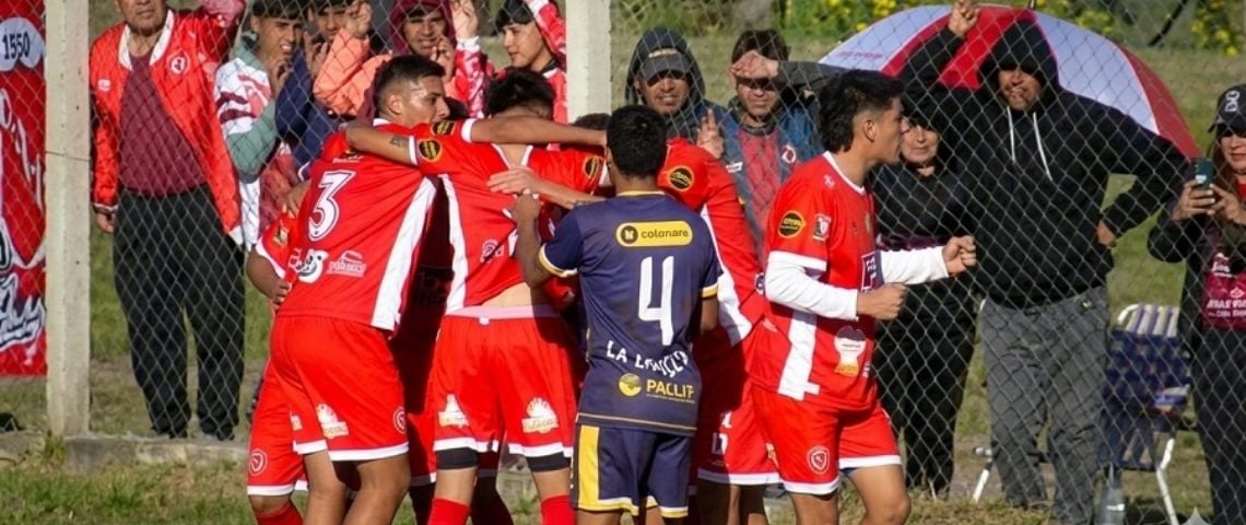 El “Diablo" apareció y se trajo el invicto de La Merced