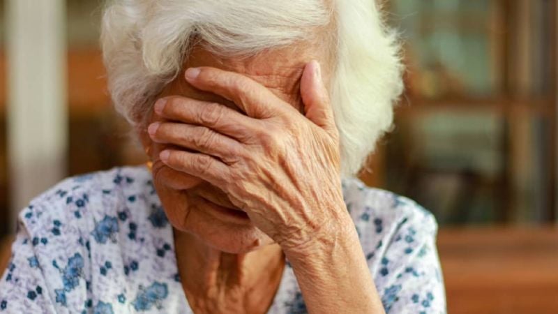Brutal ataque: joven golpeó a su abuela de 84 años