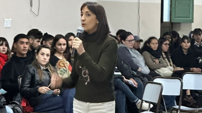 Alumnos de carreras de turismo se capacitaron sobre emprendedurismo