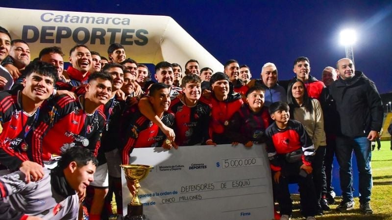 Defensores de Esquiú, campeón Provincial