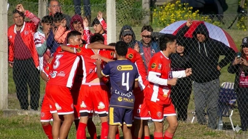 El “Diablo" apareció y se trajo el invicto de La Merced