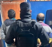 Robaron una mochila y terminaron en la comisaría