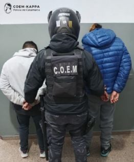 Intentaron robar en una plaza y terminaron detenidos en plena madrugada