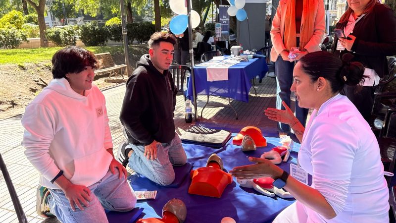 Enfermería celebró su día con una expo de promoción y prevención