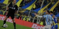 RACING interpretó la actuación del erferí Darío Herrera, con la foto inclinada, con la pelota en los pies del árbitro.