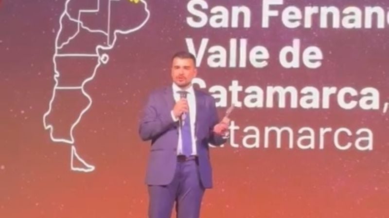 Doble distinción para la Capital en La Noche de los Intendentes
