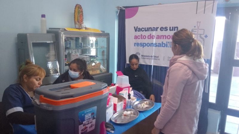 Realizaron una jornada de vacunación contra el dengue para cadetes policiales