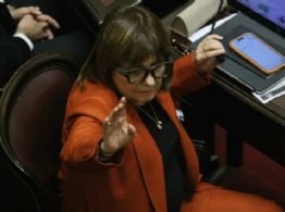 Bullrich explosiva contra Adorni: "Milei sabía que estaba sucio, no se por qué lo defiende"