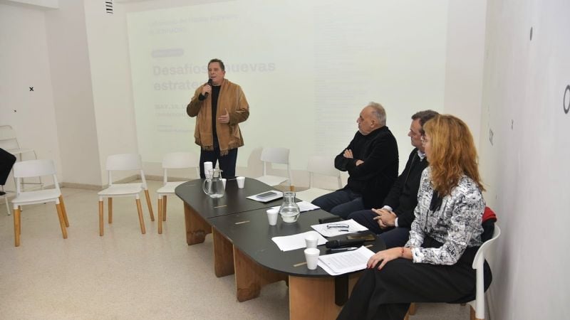 Sáenz expuso sobre el rol estratégico de la vivienda en el desarrollo económico y social