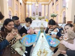 Emotiva jornada de fe y esperanza junto a futuras mamás en el templo franciscano