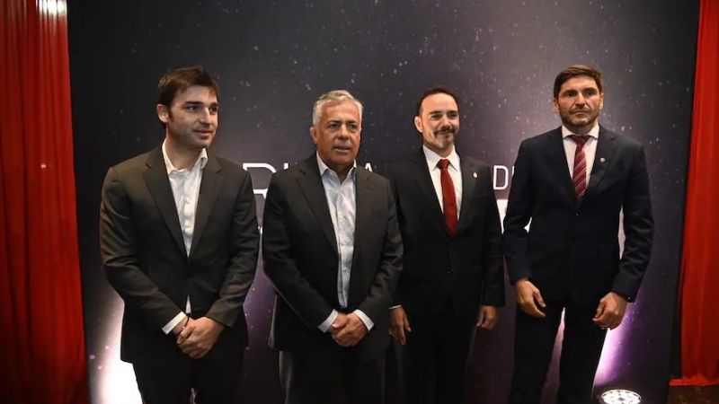 Gobernadores coordinan fechas para desdoblar las elecciones provinciales y despegarse de la contienda nacional