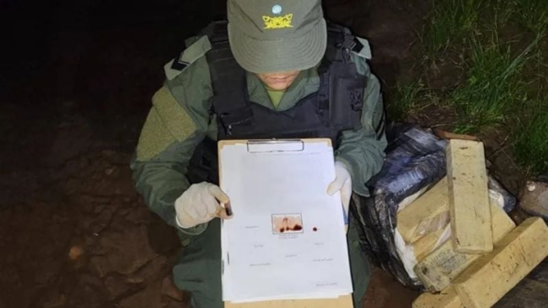 Abandonaron más de 131 kilos de droga en la costa del río Paraná
