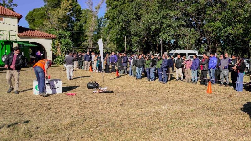 Drones agrícolas: gran convocatoria en capacitación sobre tecnología aplicada al campo