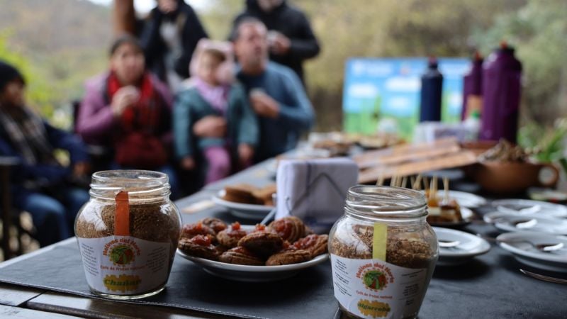 Taller gratuito para elaborar ponche de quinoa y galletas de algarroba