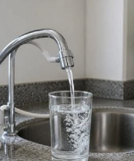 ANMAT prohibió dispositivos de acondicionamiento de agua de red domiciliaria
