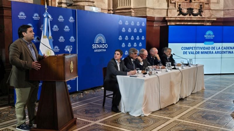 Gómez Bello destacó el rol de los proveedores locales y pidió fortalecer a las comunidades de influencia
