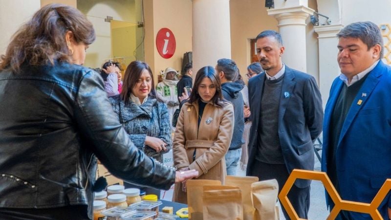 El desarrollo de la apicultura local fue eje en la celebración de la Semana de la Miel
