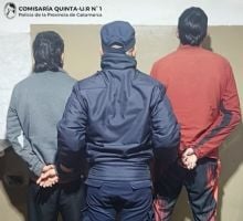 Quisieron forzar el portón de una casa para robar