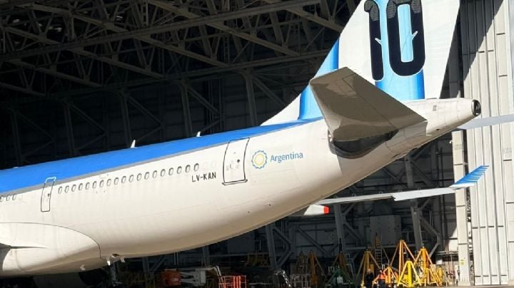Aerolíneas Argentinas cancela vuelos al Mundial por falta de demanda y costos récord